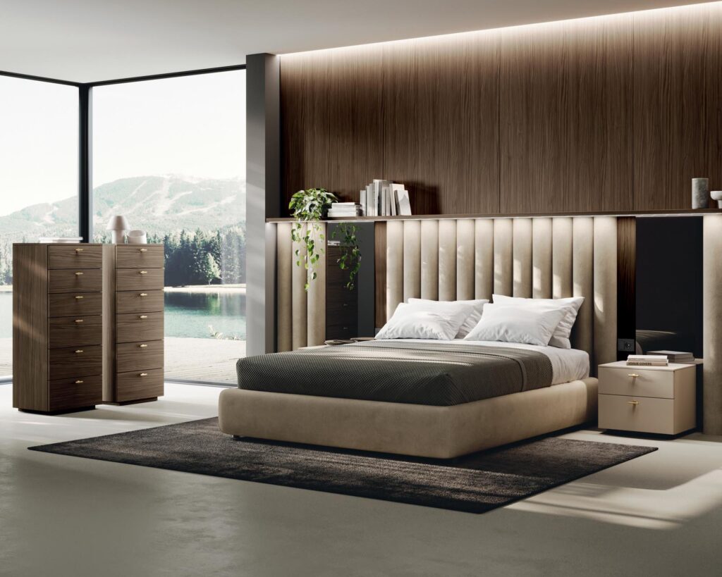 Explore Mirror Arabesque